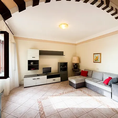 Tra Tetti E Mare - Helloelba