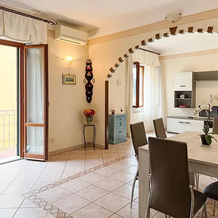 Tra Tetti E Mare - Helloelba * Portoferraio