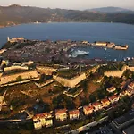 Tra Tetti E Mare - Helloelba Semesterbostad Portoferraio