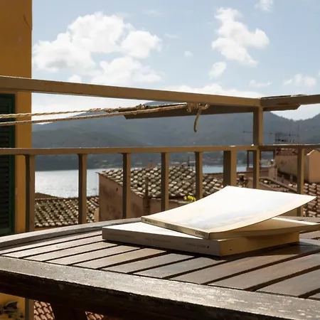 Ferienhaus Tra Tetti E Mare - Helloelba *