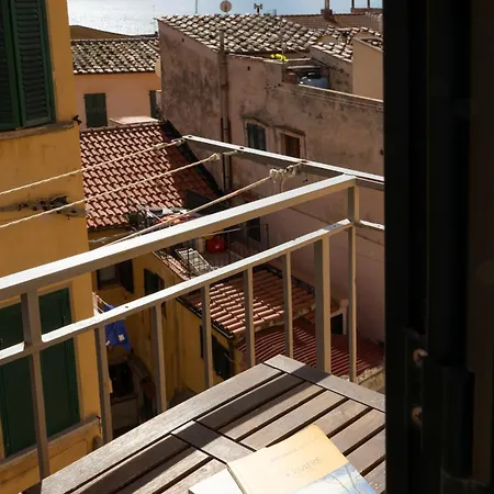 Tra Tetti E Mare - Helloelba *