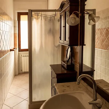 Ferienhaus Tra Tetti E Mare - Helloelba